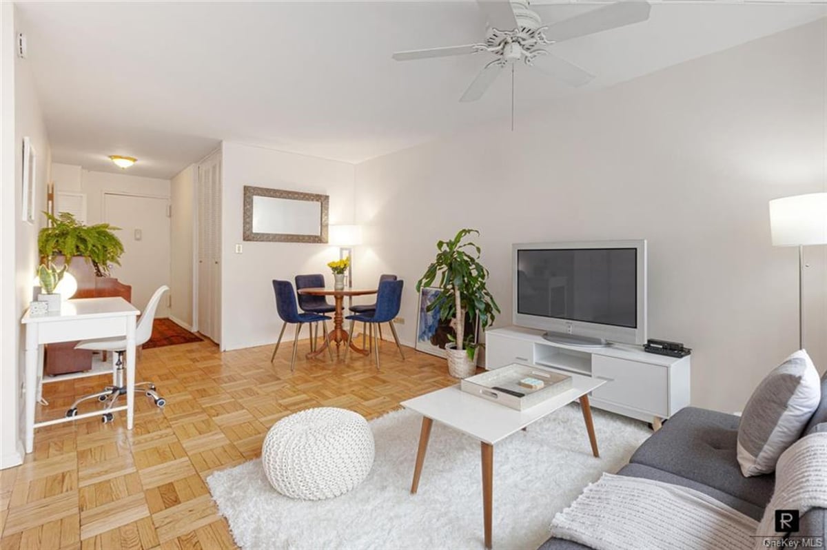 Photo for Mayfair Towers - 15 West 72nd Street Cooperative in Upper West Side, Manhattan