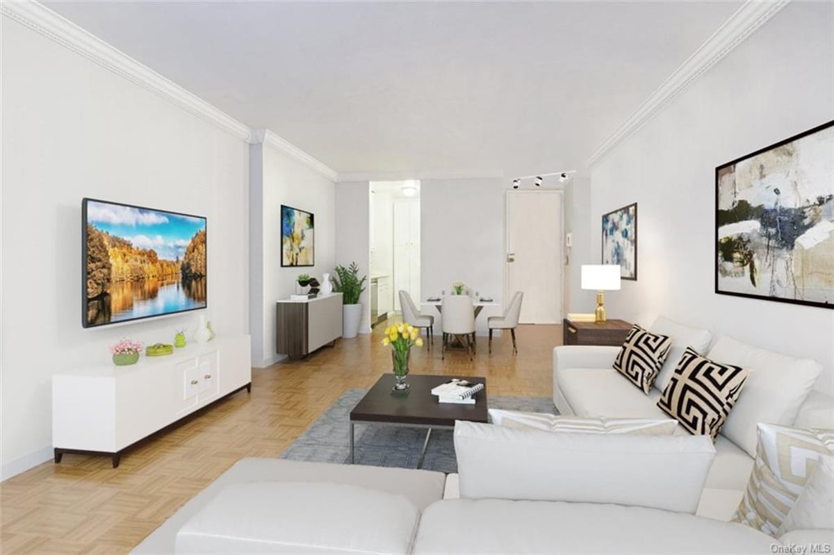 Photo for Sterling Plaza - 255 East 49th Street Condominium in Midtown East, Manhattan