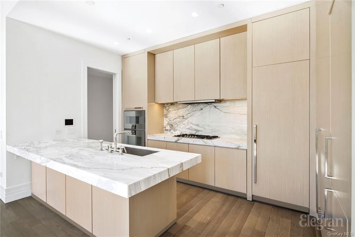 Photo for 210 East 5th Street - 212 5th Avenue Condominium in East Village, Manhattan