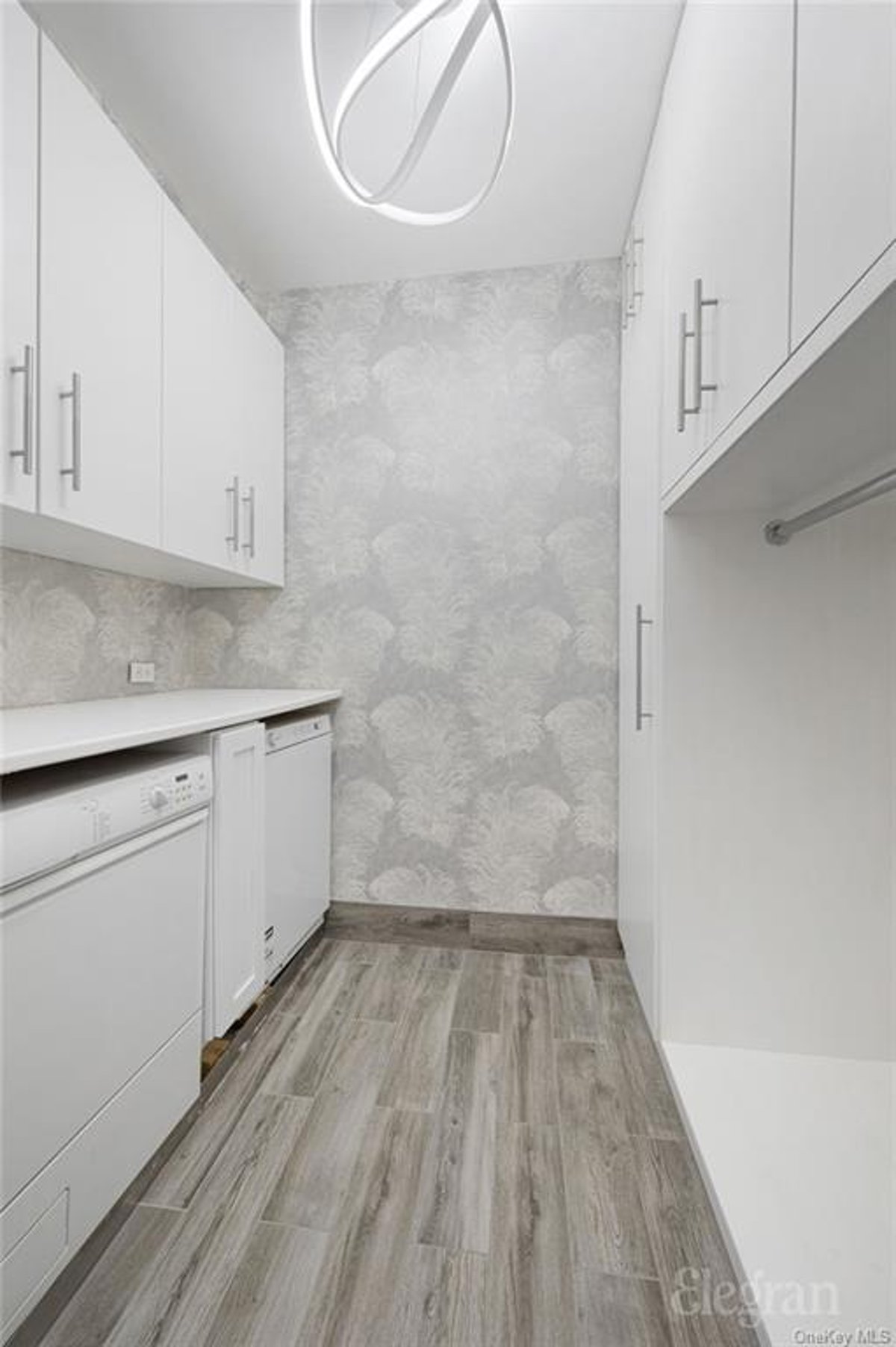 Photo for 200 East End Avenue - 200 East End Avenue Cooperative in Upper East Side, Manhattan