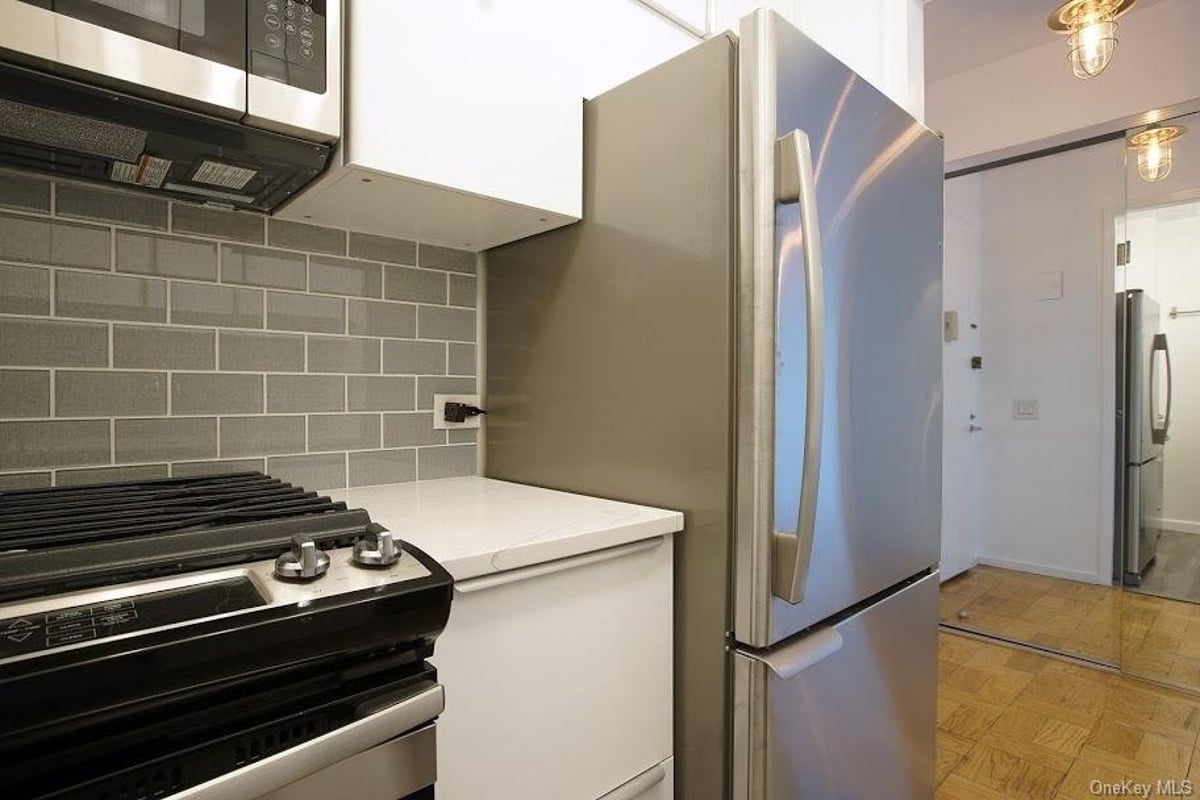 Photo for The Whitney - 311 East 38th Street Condominium in Midtown East, Manhattan