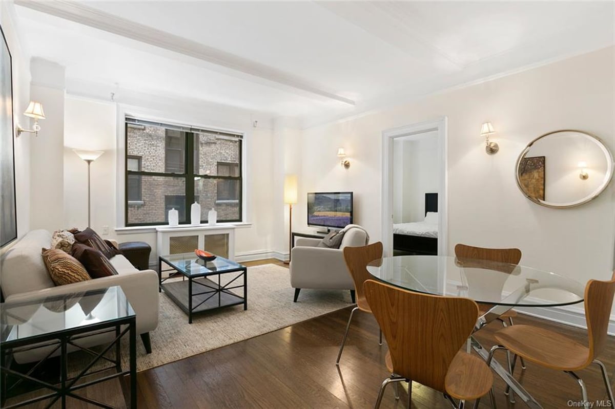 Photo for 595 WEST END AVENUE - 595 West End Avenue Condominium in Upper West Side, Manhattan