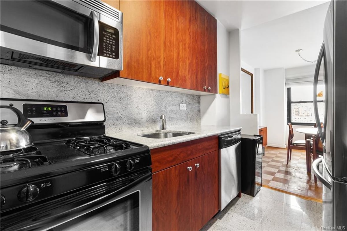 Photo for Lincoln Towers - 140 West End Avenue Condominium in Upper West Side, Manhattan