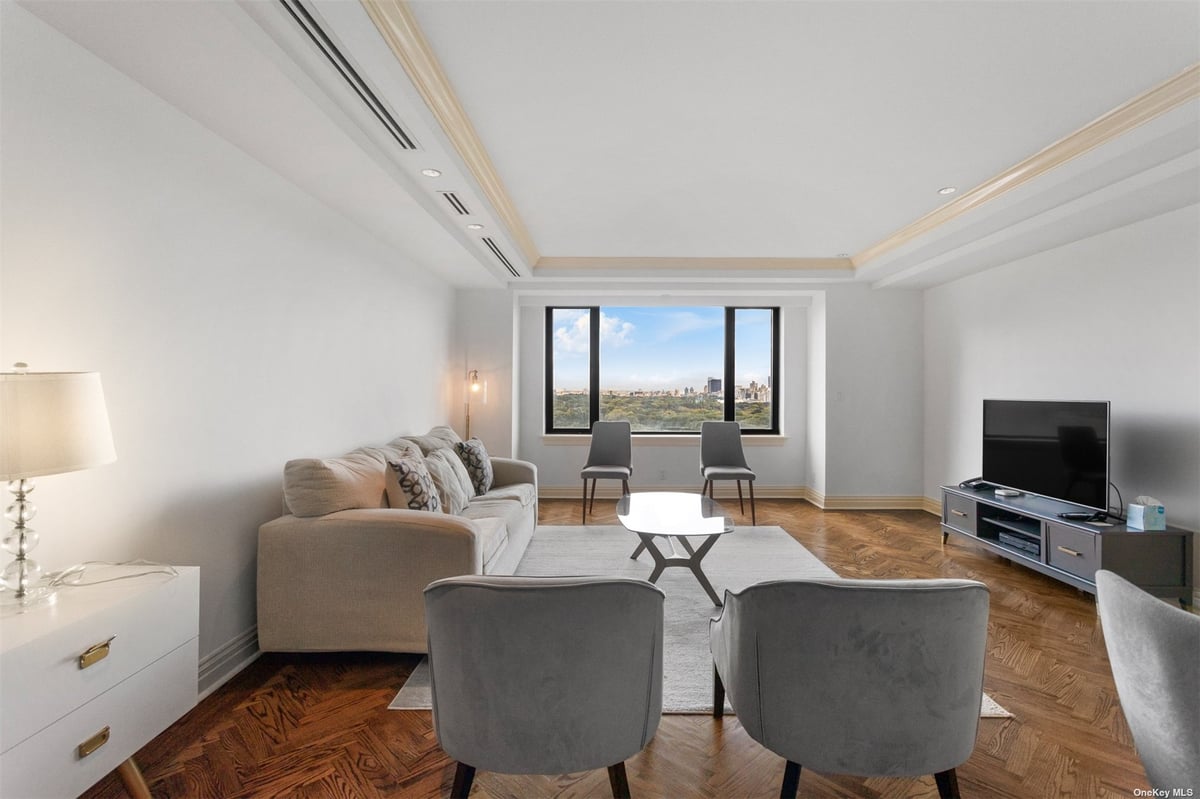 Photo for JW Marriott Essex House - 160 Central Park South Condominium in Midtown, Manhattan