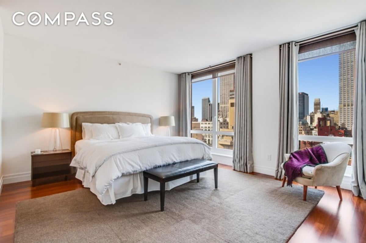 Photo for 45 Park Avenue - 45 Park Avenue Condominium in Murray Hill, Manhattan