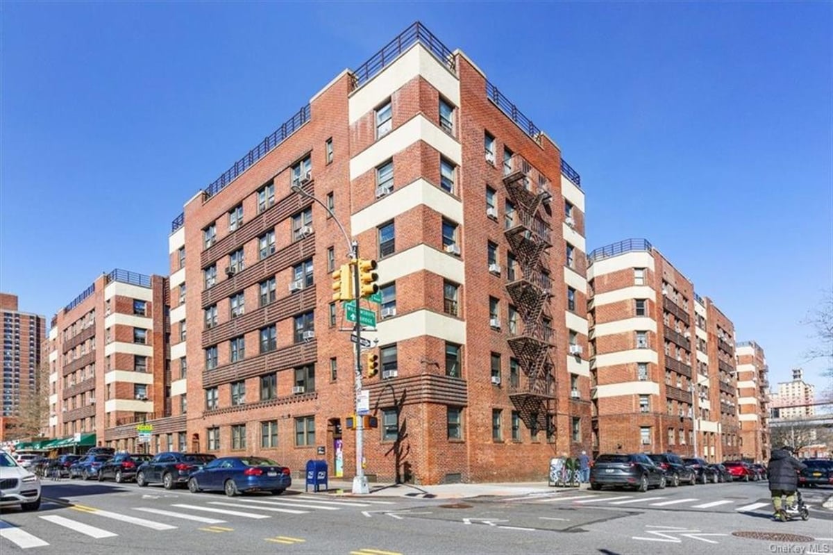 Photo for The Amalgamated Dwellings - 504 Grand Street Cooperative in Lower East Side, Manhattan