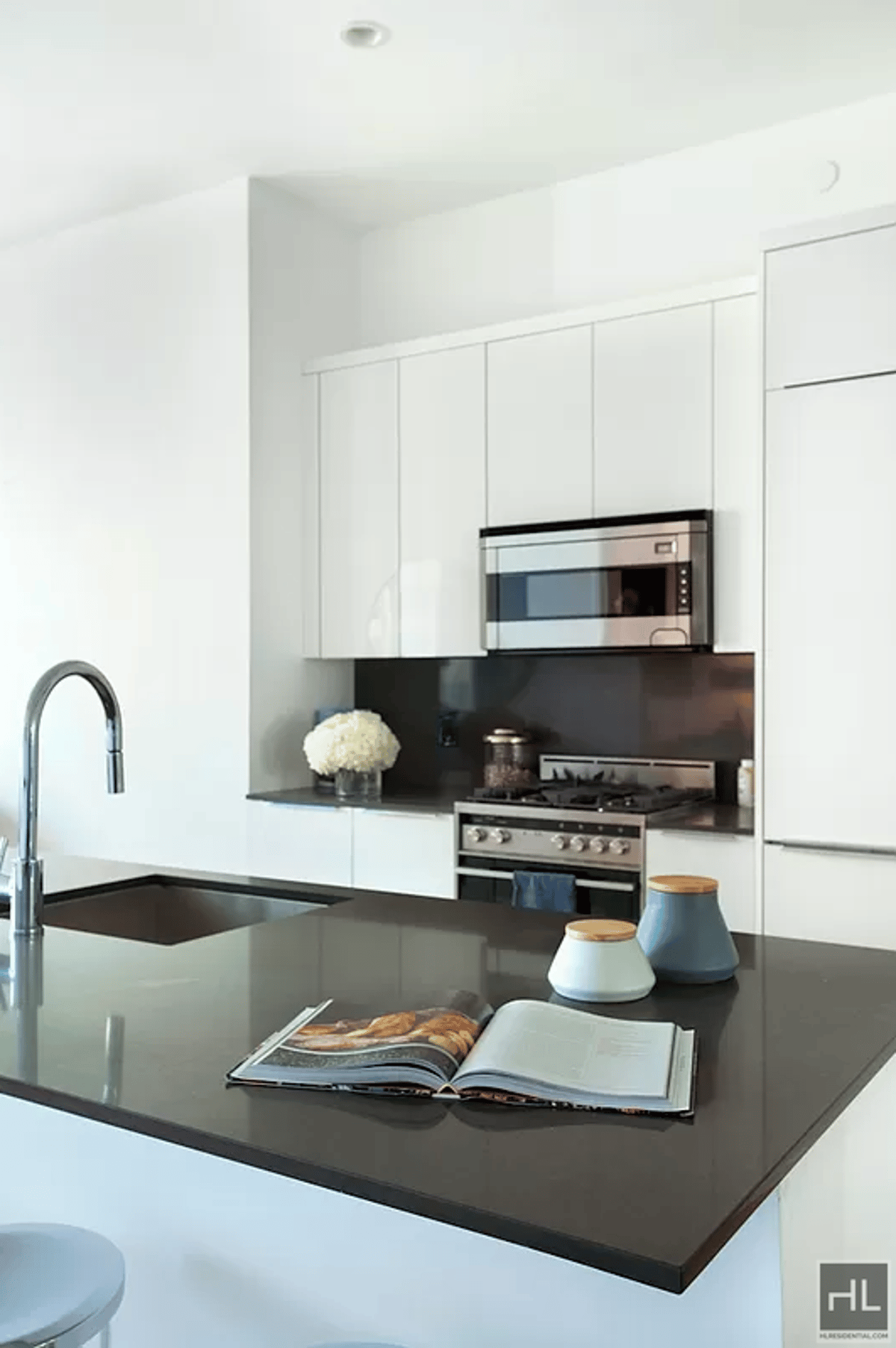 Photo for 180 WATER - 180 Water Street Rental Building in Financial District, Manhattan