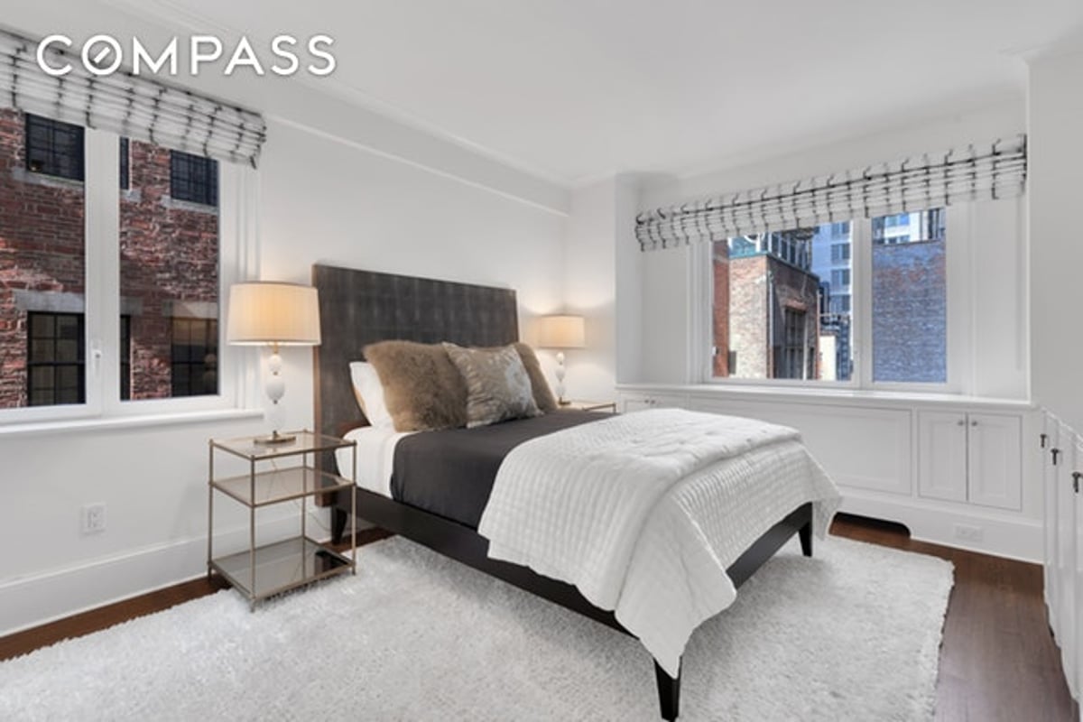 Photo for 530 Park Avenue - 530 Park Avenue Condominium in Upper East Side, Manhattan