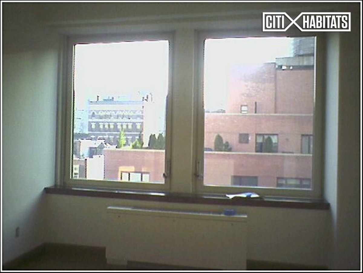 Photo for Kenton Place - 305 East 63rd Street Rental Building in Lenox Hill, Manhattan