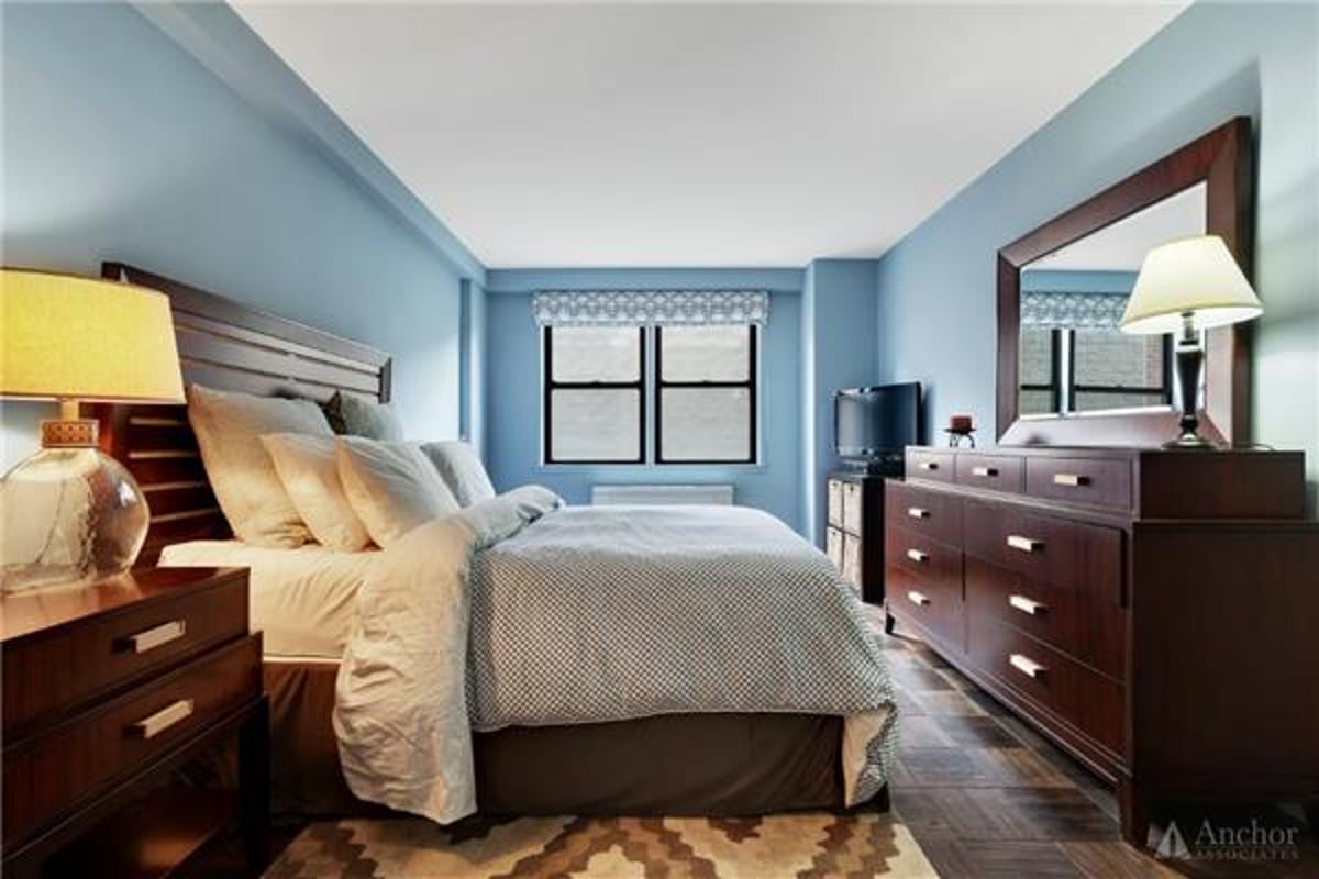 Photo for Quaker Ridge - 201 East 21St Street Cooperative in Gramercy Park, Manhattan