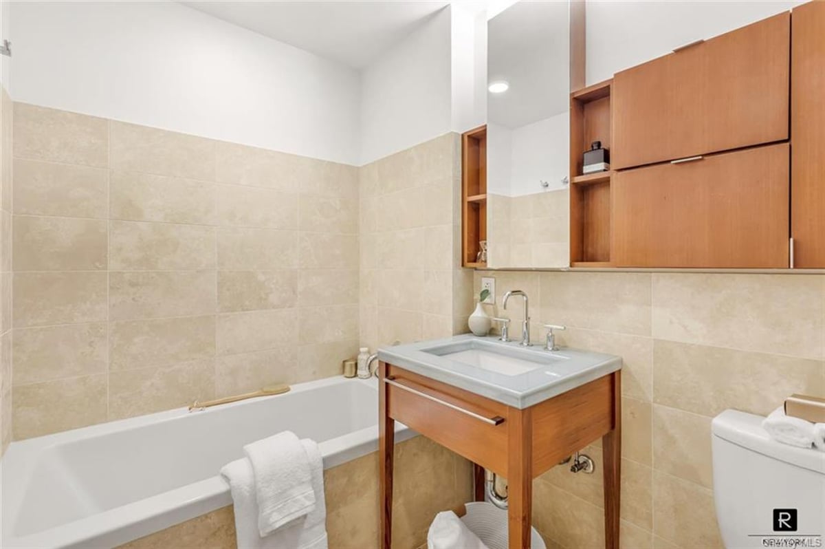 Photo for Riverhouse, One Rockefeller Park - 2 River Terrace Condominium in Battery Park City, Manhattan