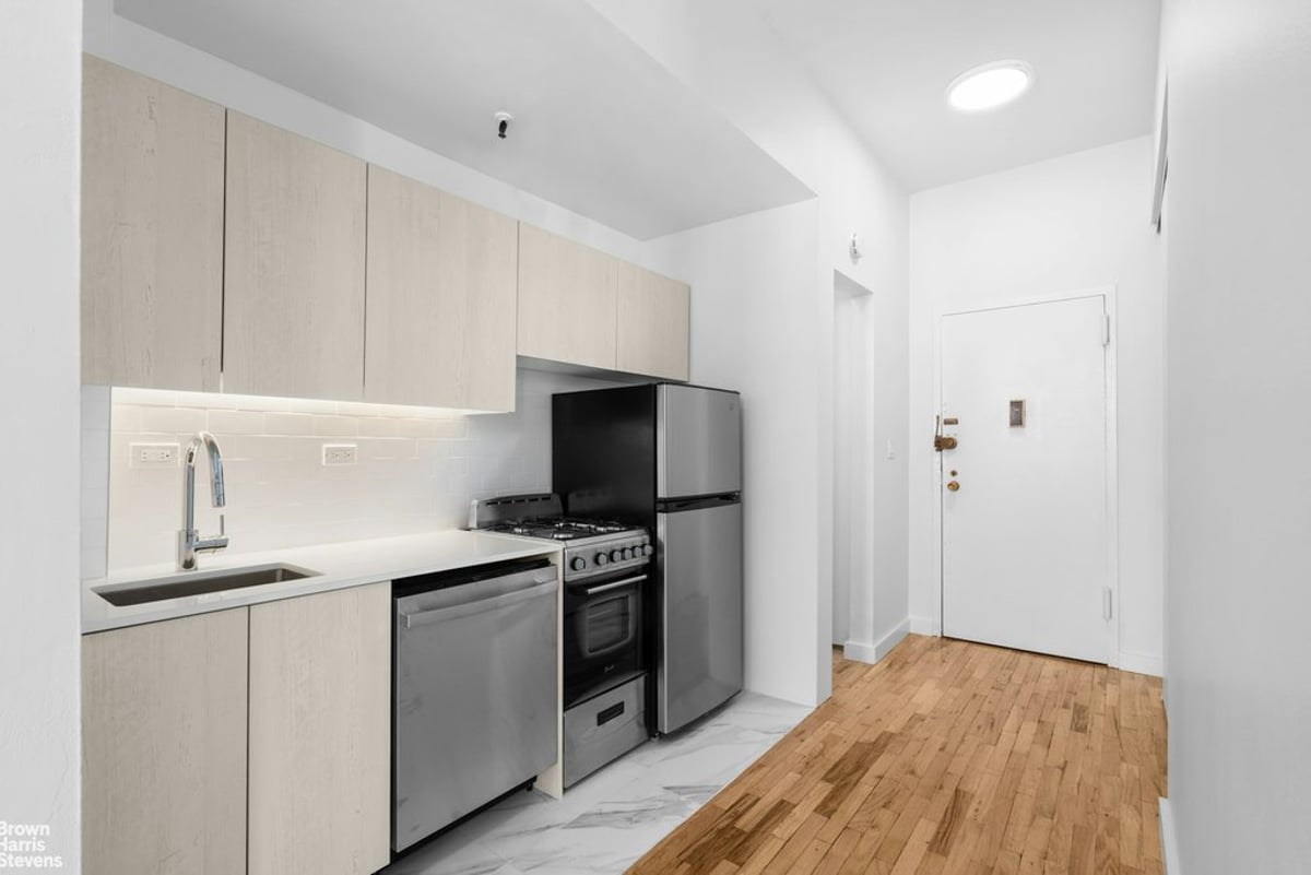 Photo for Ninth Realty Compan - 400 West 23rd Street Cooperative in Chelsea, Manhattan