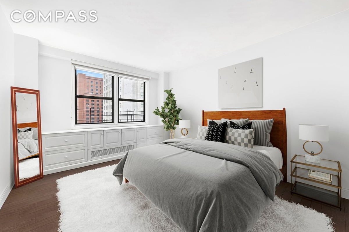 Photo for Gramercy Arms - 145 East 15th Street Cooperative in Gramercy Park, Manhattan