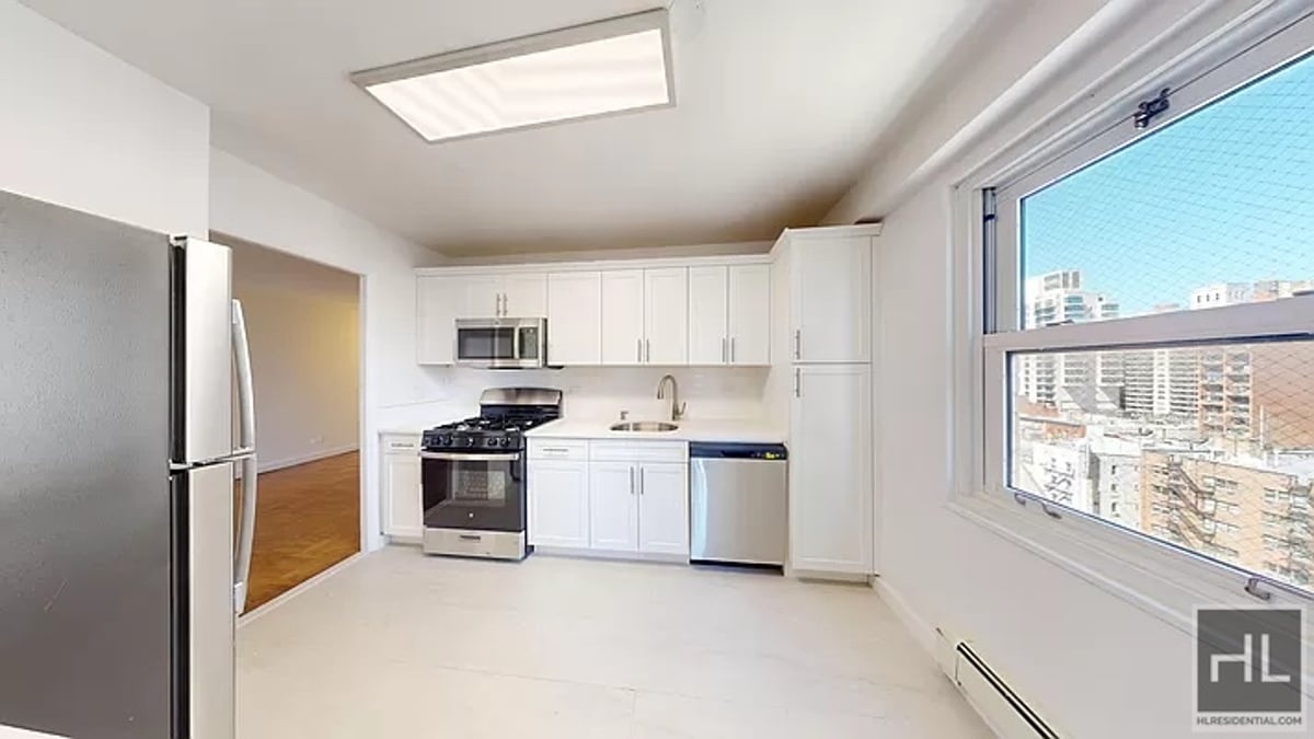 Photo for 353 East 83rd Street - 353 East 83rd Street Rental Building in Yorkville, Manhattan