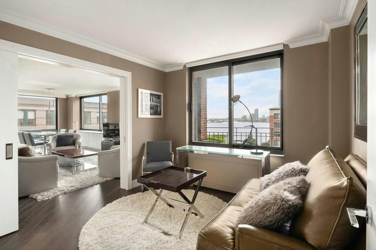 Photo for The Cove Club - 2 South End Avenue Condominium in Battery Park City, Manhattan