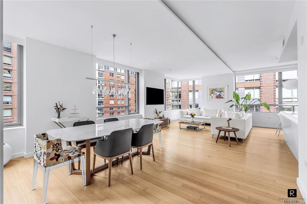 Photo for Riverhouse, One Rockefeller Park - 2 River Terrace Condominium in Battery Park City, Manhattan