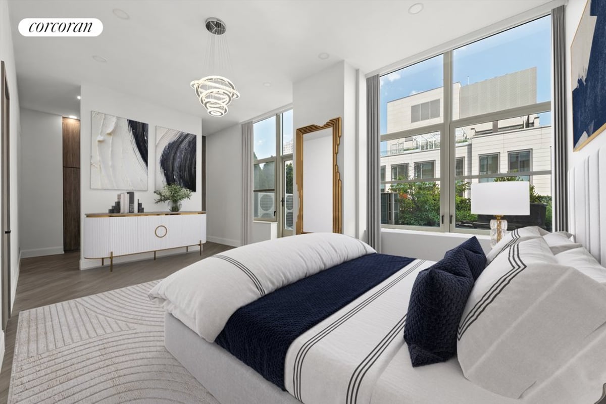 Photo for Park Avenue Court - 120 East 87th Street Condominium in Upper East Side, Manhattan