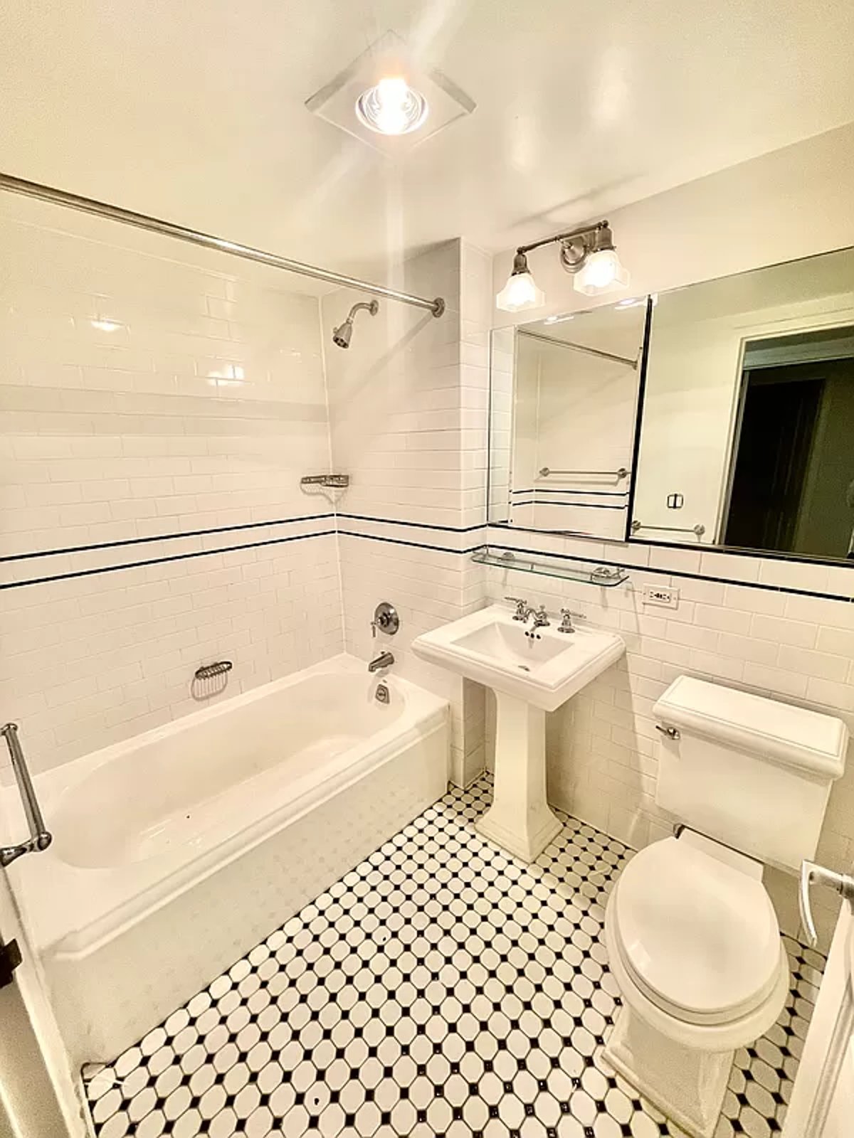 Photo for 350 WEST 43 STREET - 350 West 43rd Street Rental Building in Hell's Kitchen, Manhattan