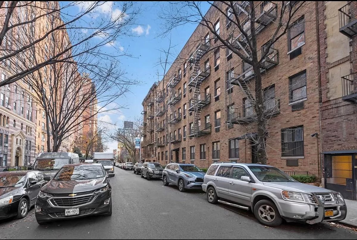 Photo for 425 West 24th Street - 425 West 24th Street Cooperative in Chelsea, Manhattan