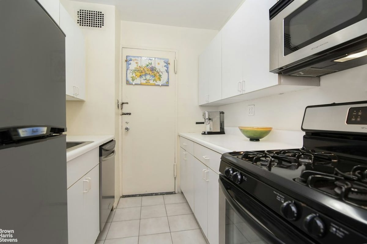 Photo for York River House - 1175 York Avenue  (Resubmit)(Old#C84-166) Condominium in Upper East Side, Manhattan