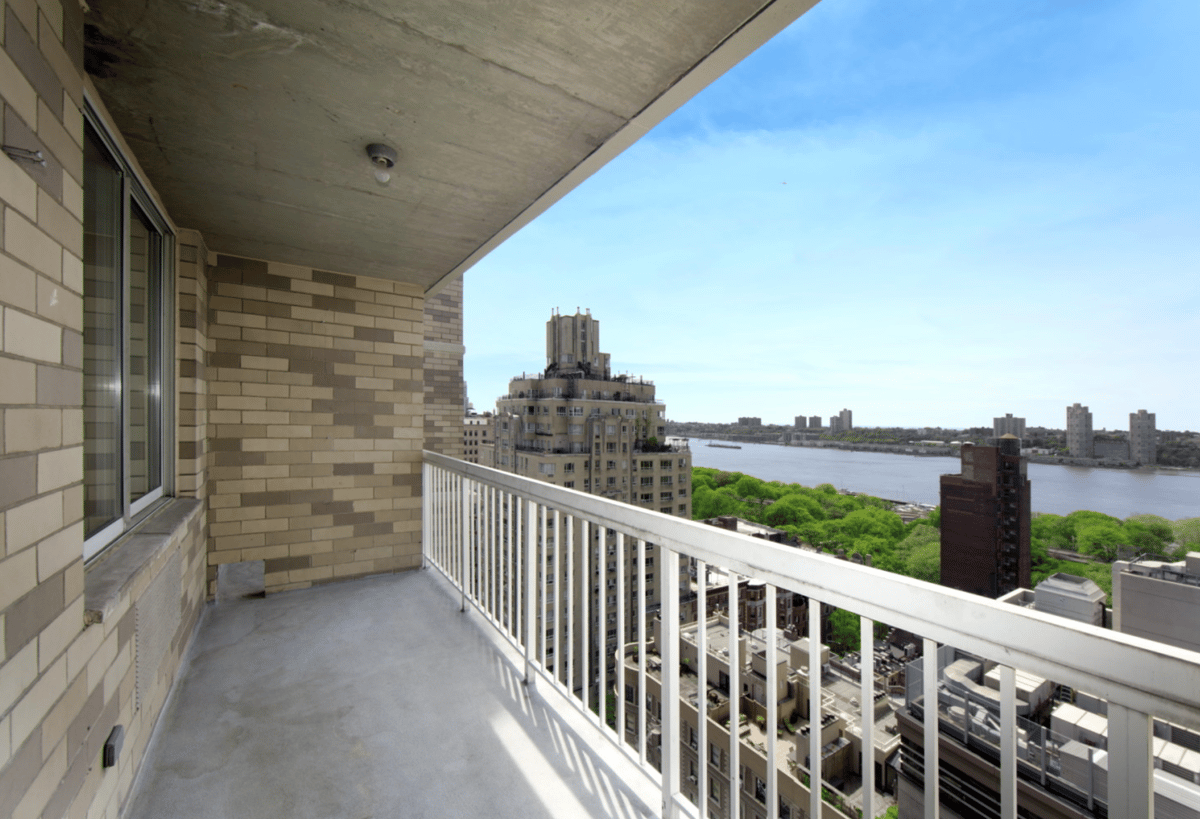 Photo for The Wexford - 400 West End Avenue Cooperative in Upper West Side, Manhattan