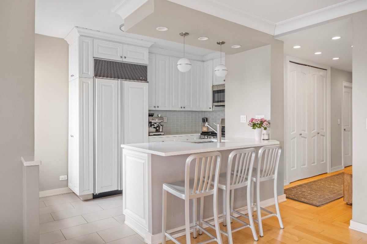 Photo for 160 East 38th Street - 160 East 38th Street Cooperative in Murray Hill, Manhattan