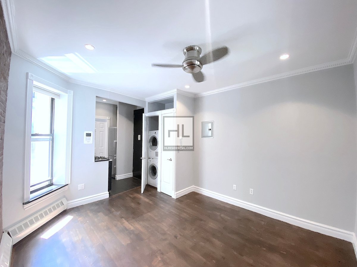 Photo for Maverick - 215 West 28th Street Condominium in Chelsea, Manhattan