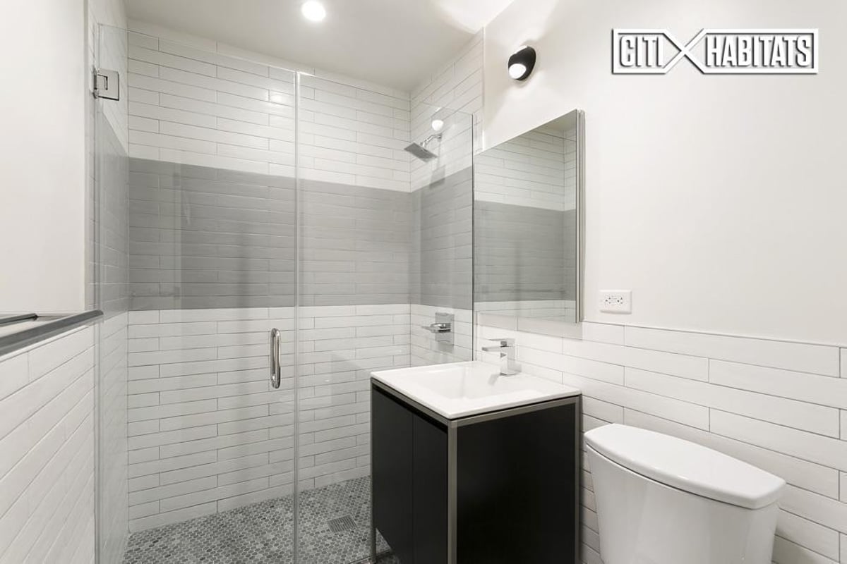 Photo for 144 East 24th Street - 144 East 24th Street Rental Building in Kips Bay, Manhattan