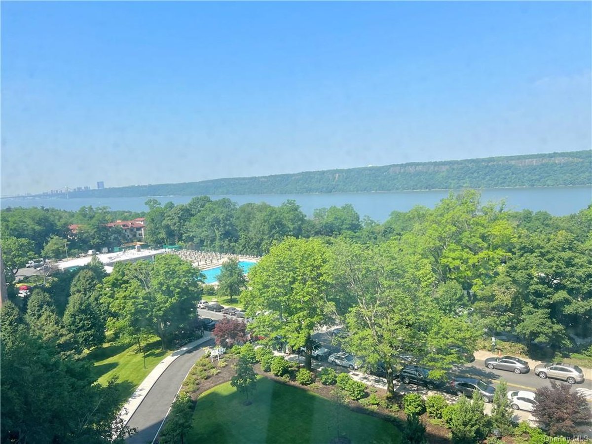 Photo for Skyview - 5800 Arlington Avenue Cooperative in West Bronx, Bronx