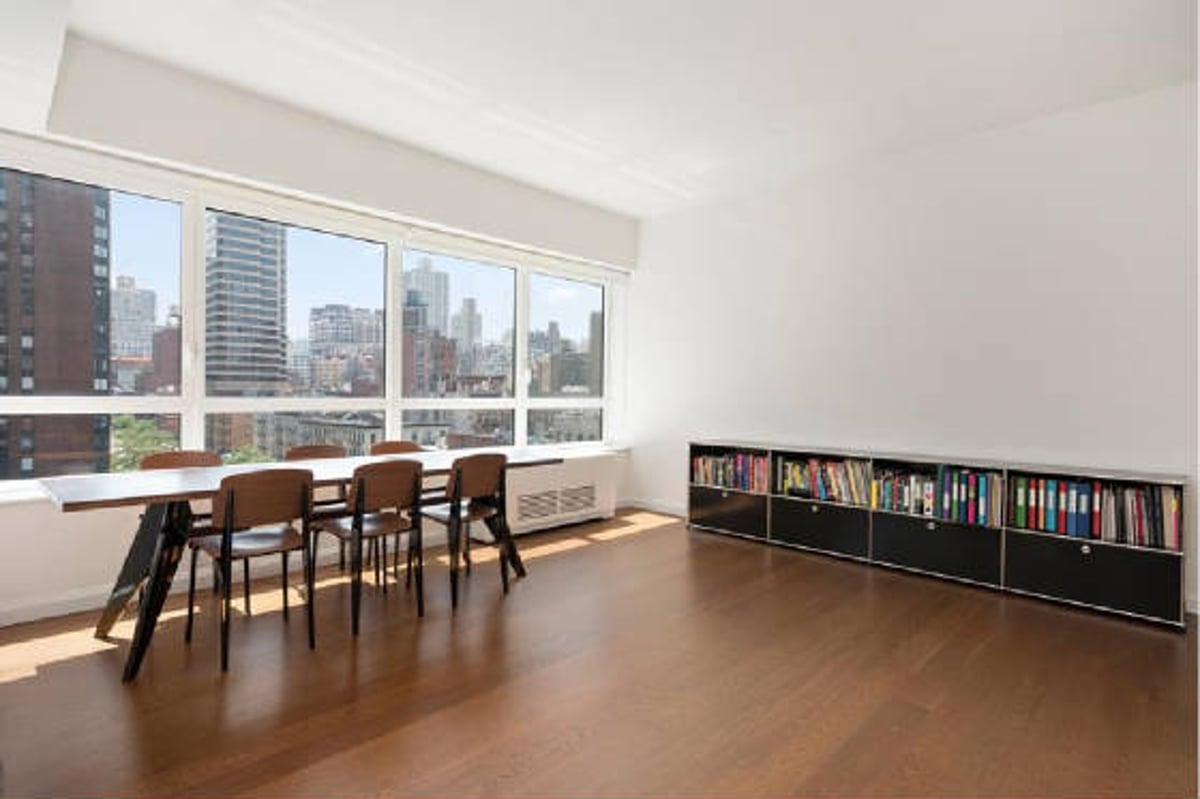 Photo for Carnegie Park Condominium - 200 East 94th Street Condominium in Upper East Side, Manhattan