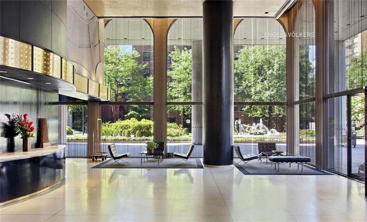 Photo for Georgetown Plaza - 60 East 8th Street Condominium in Noho, Manhattan