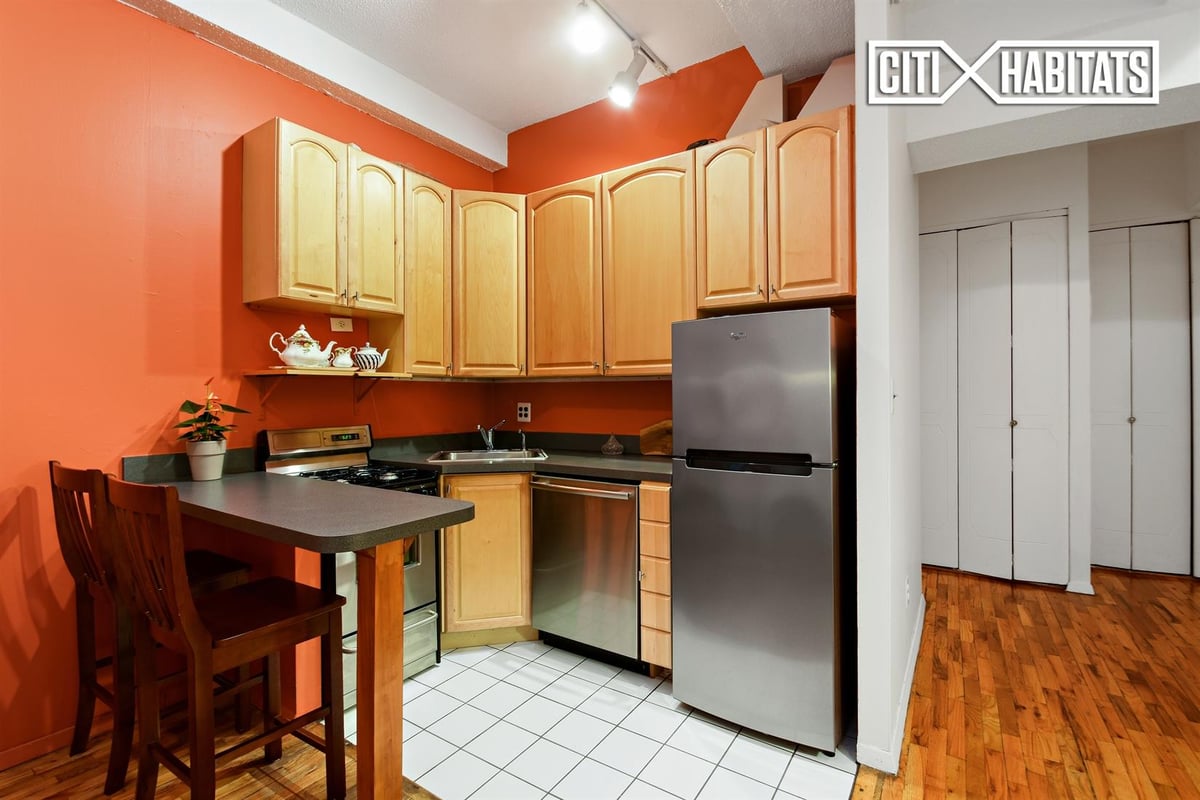 Photo for The Sage House - 4 Lexington Avenue Cooperative in Gramercy Park, Manhattan