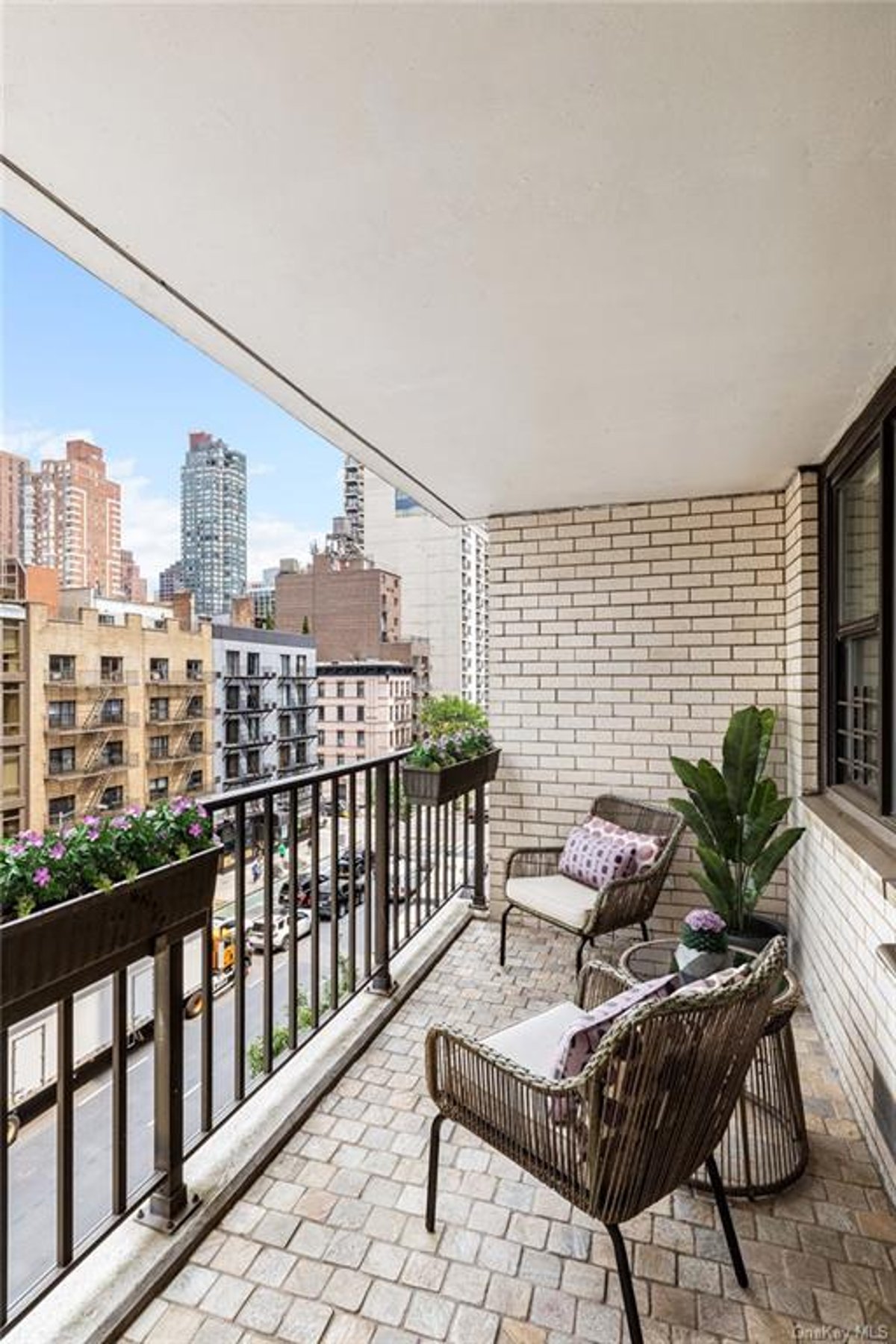 Photo for Gracie Towne House - 401 East 89th Street Condominium in Upper East Side, Manhattan