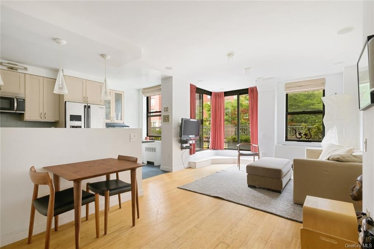 Photo for The Regatta - 21 South End Avenue Condominium in Battery Park City, Manhattan