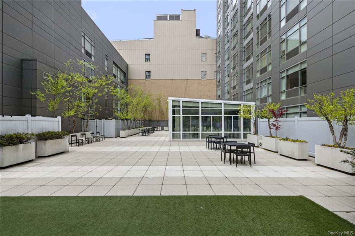 Photo for be@Schermerhorn - 189 Schermerhorn Street Condominium in Downtown Brooklyn, Brooklyn