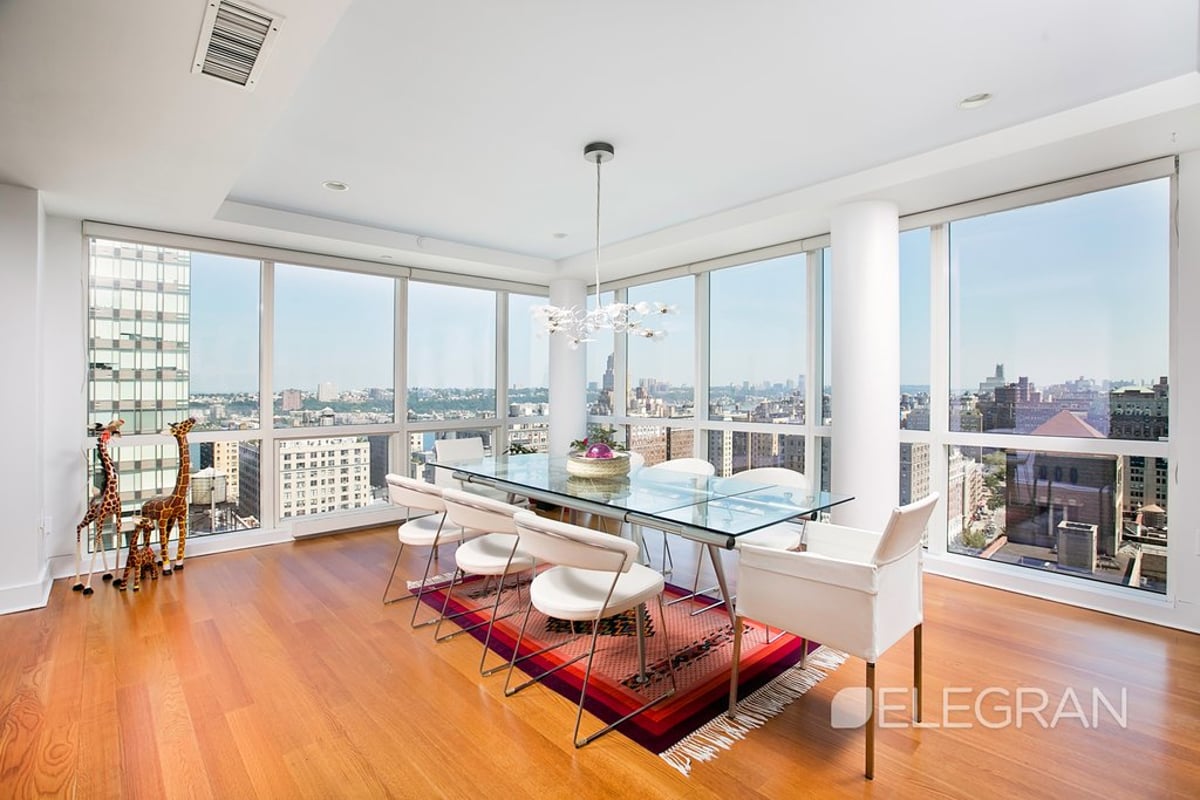 Photo for Ariel East - 2628 Broadway Condominium in Upper West Side, Manhattan