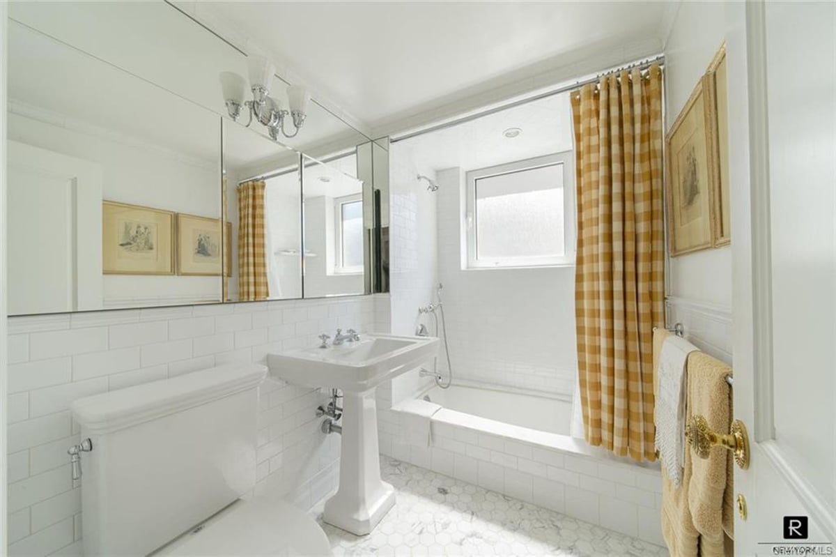 Photo for Cannon Point South - 45 Sutton Place South Cooperative in Midtown East, Manhattan