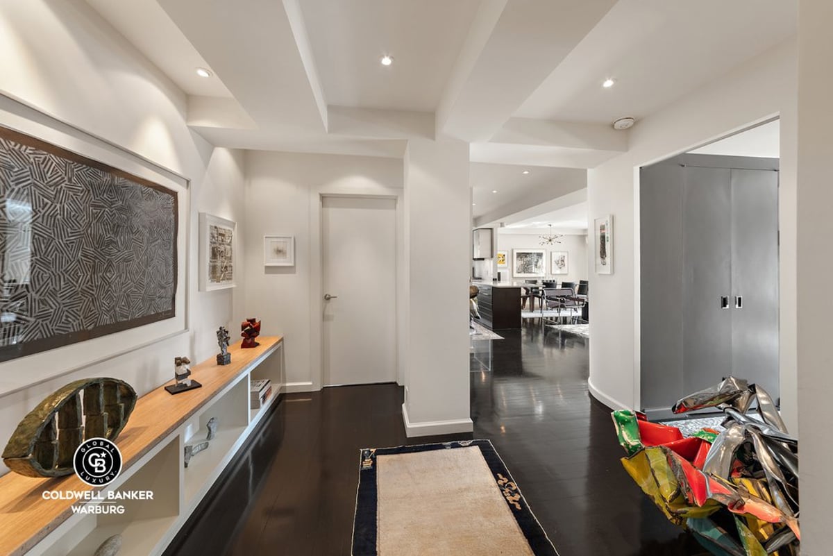 Photo for 750 Park Avenue - 750 Park Avenue Cooperative in Upper East Side, Manhattan