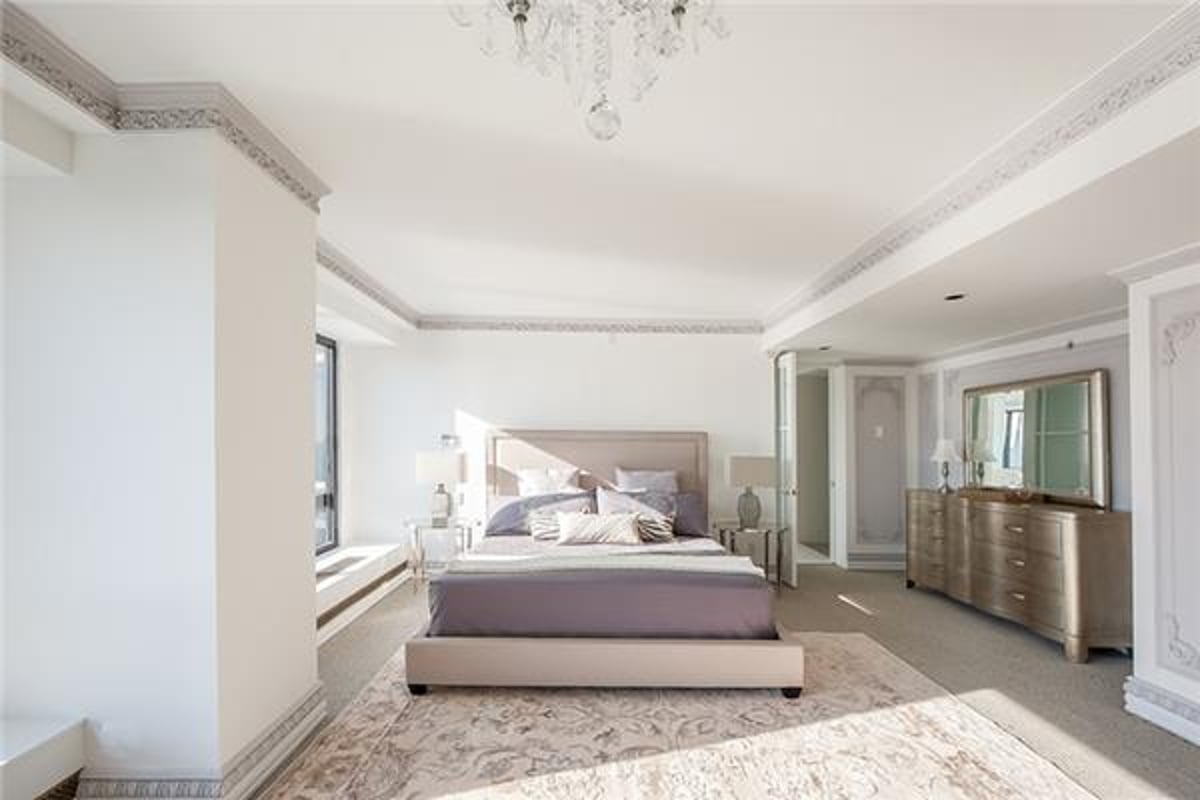 Photo for The Promenade - 530 East 76th Street Condominium in Upper East Side, Manhattan