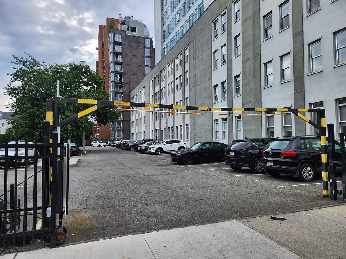 Photo for The Ikon - 50 Bayard Street Condominium in Williamsburg, Brooklyn