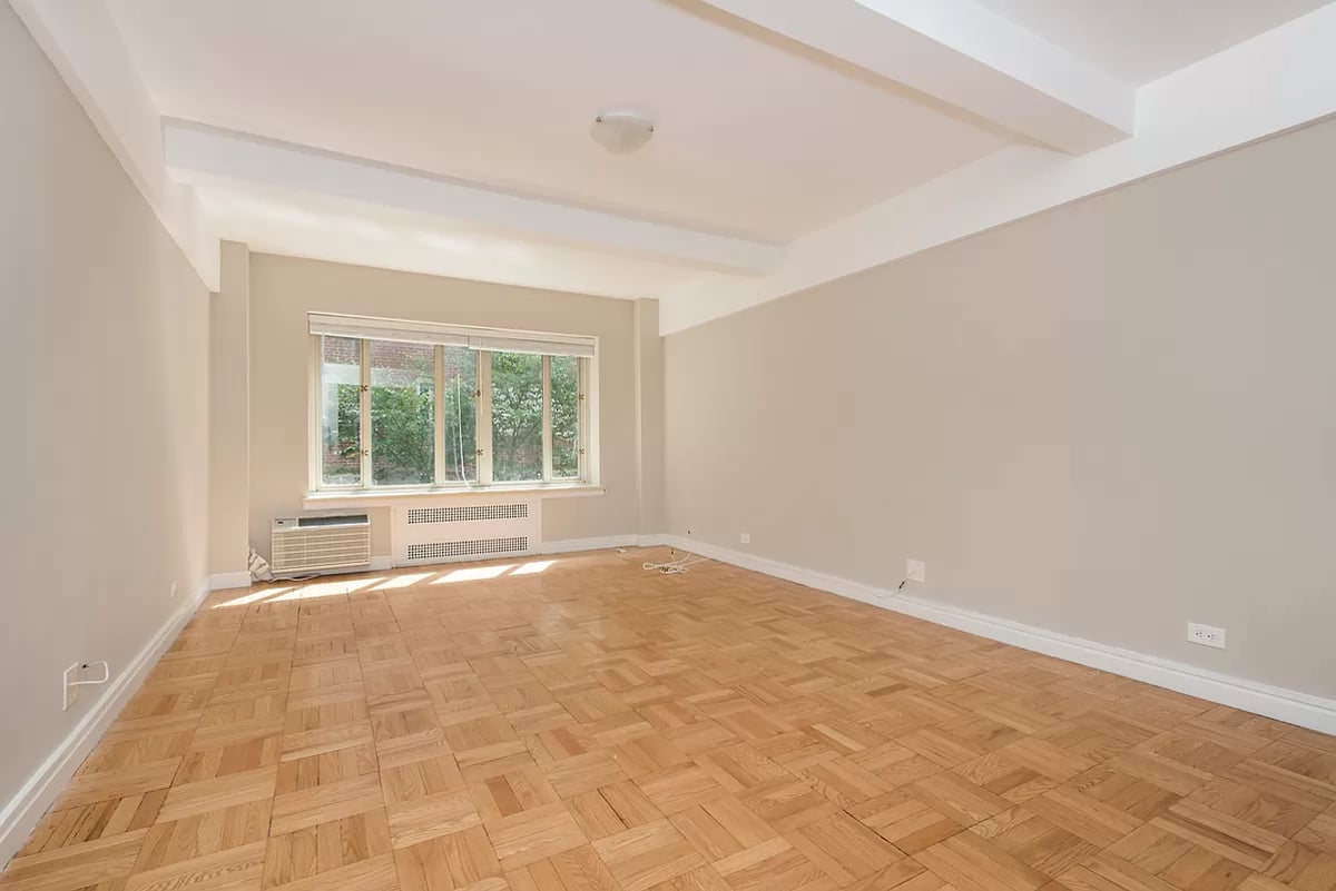 Photo for 36 East 36 Street - 36 East 36th Street Rental Building in Murray Hill, Manhattan