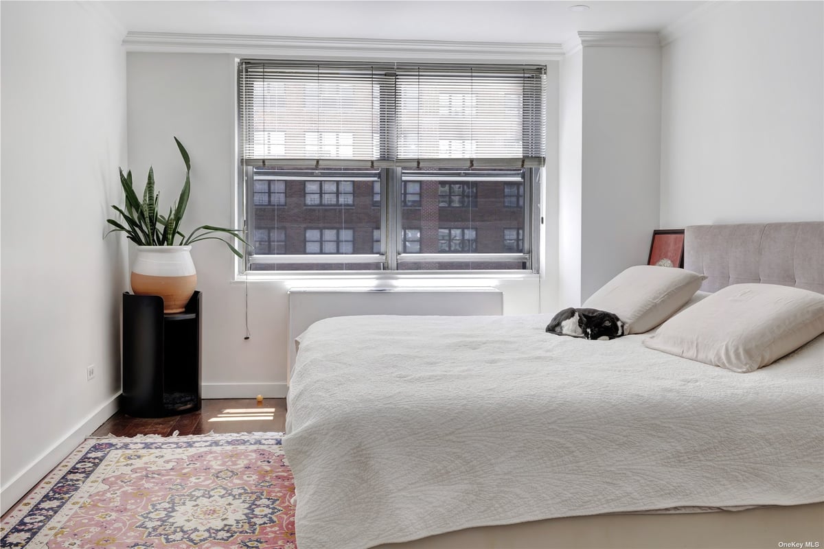 Photo for Murray Hill House - 132 East 35th Street Cooperative in Murray Hill, Manhattan