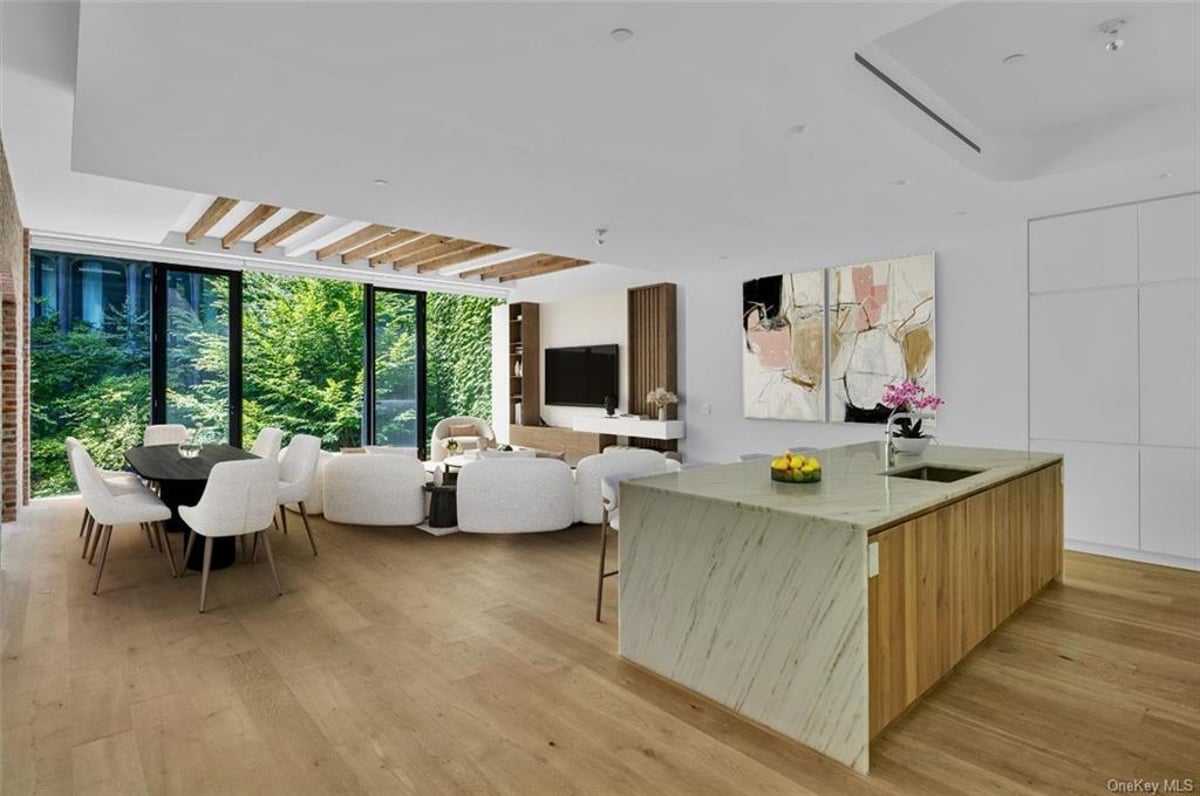 Photo for XOCO 325 - 325 West Broadway Condominium in Soho, Manhattan