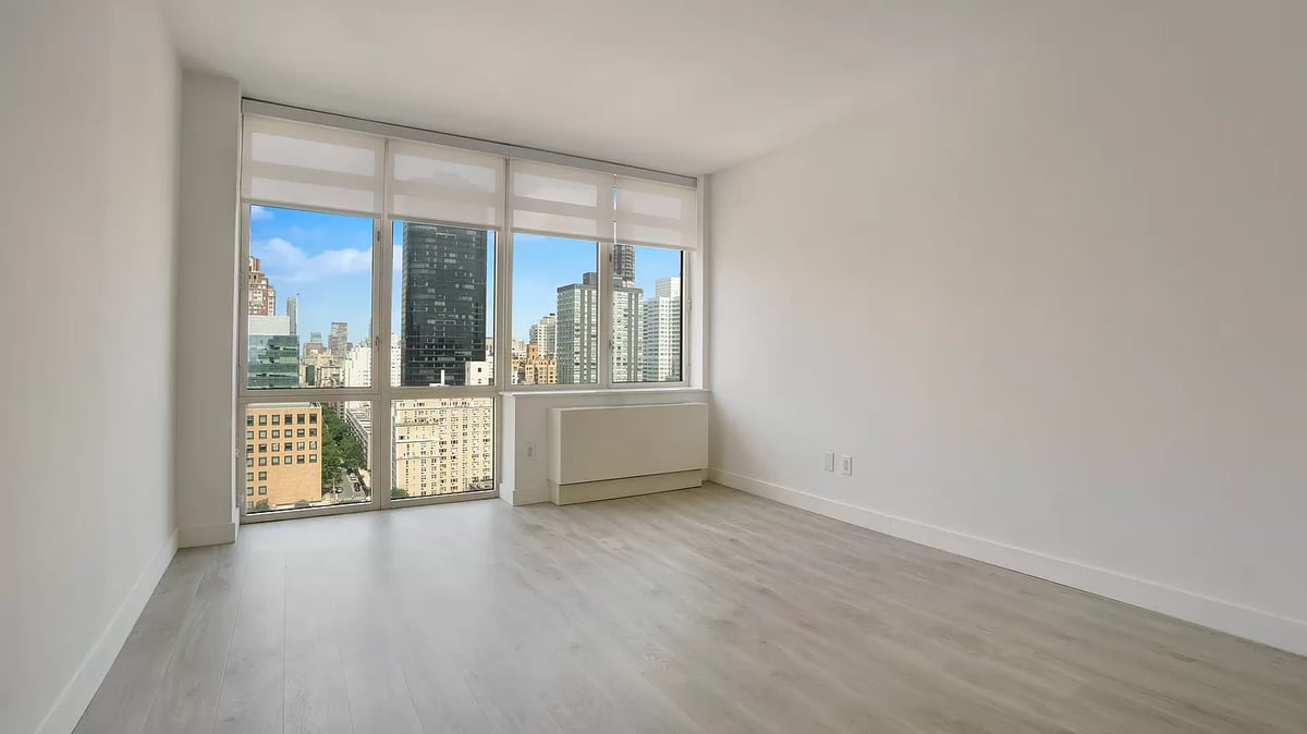Photo for The Pearl - 400 East 66th Street Rental Building in Lenox Hill, Manhattan