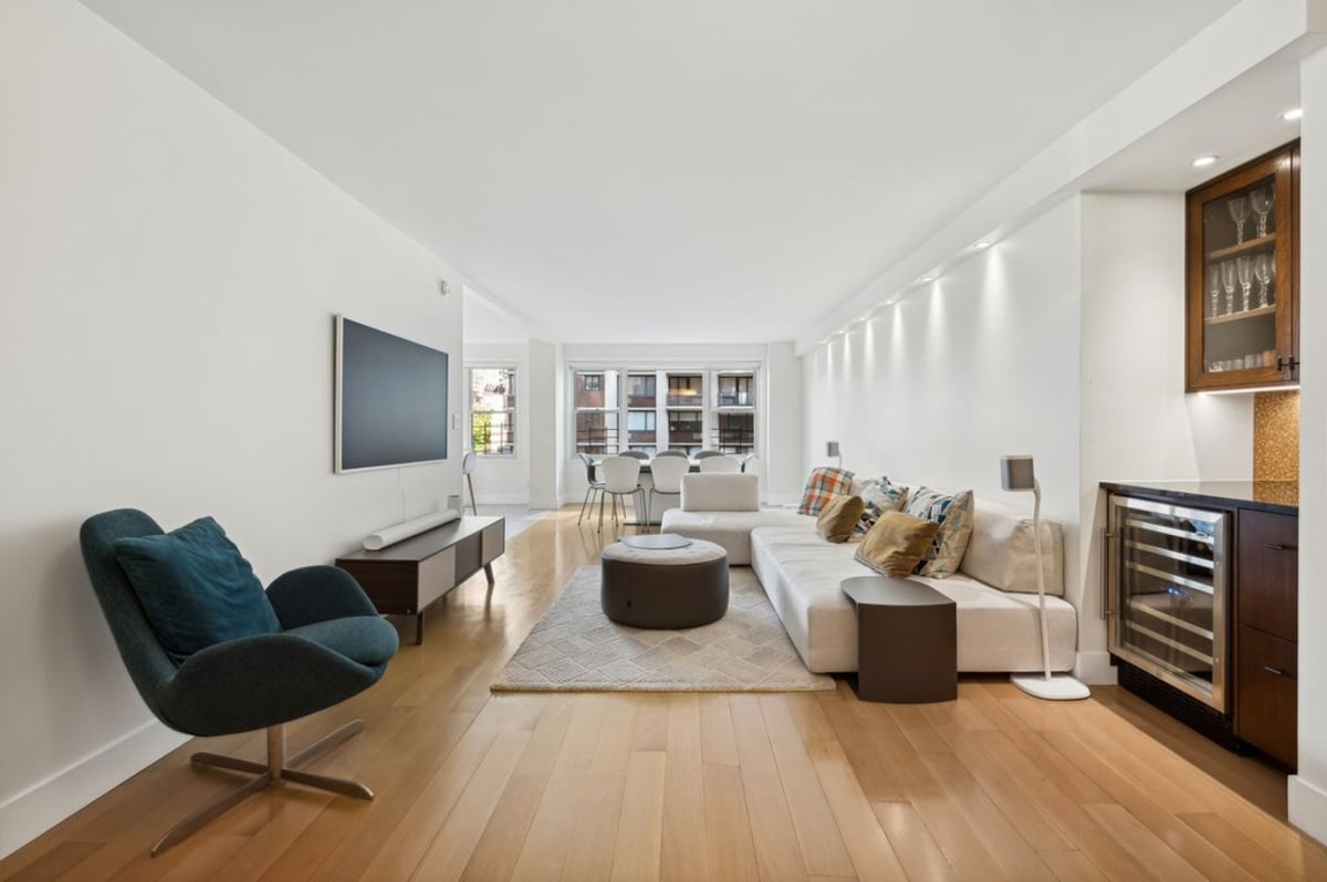 Photo for 400 East 85th Street - 400 East 85th Street Cooperative in Upper East Side, Manhattan