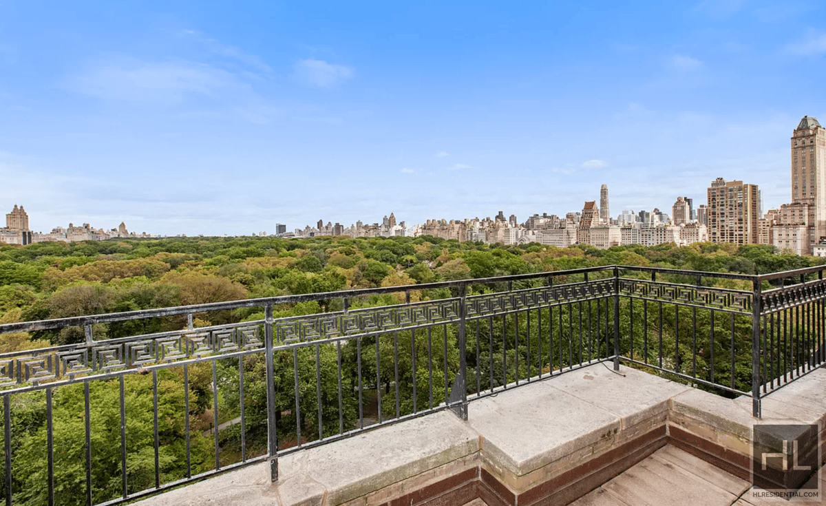 Photo for JW Marriott Essex House - 160 Central Park South Condominium in Midtown, Manhattan