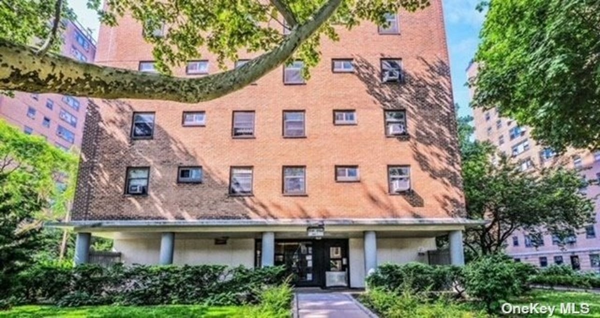 Photo for 33-34 Crescent Street - 33-34 Crescent Street Cooperative in Astoria, Queens