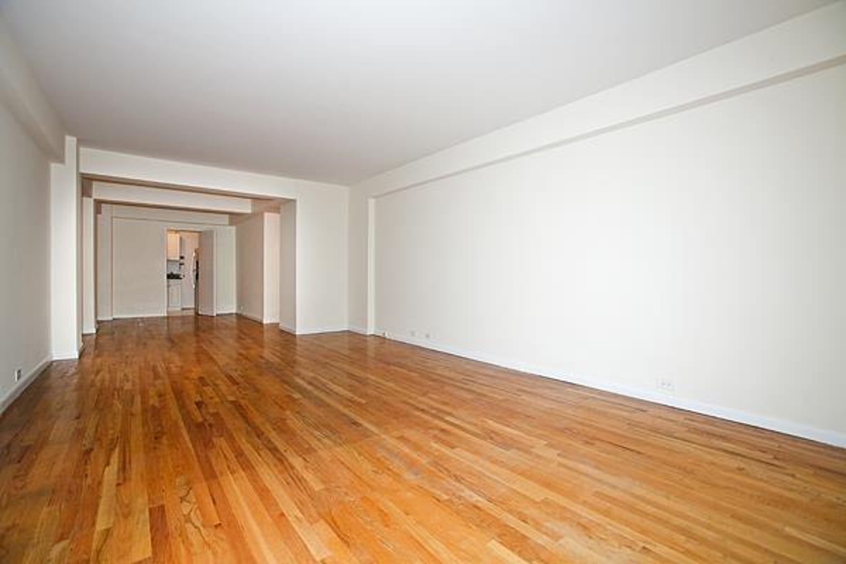 Photo for 715 Park Avenue - 715 Park Avenue Condominium in Upper East Side, Manhattan