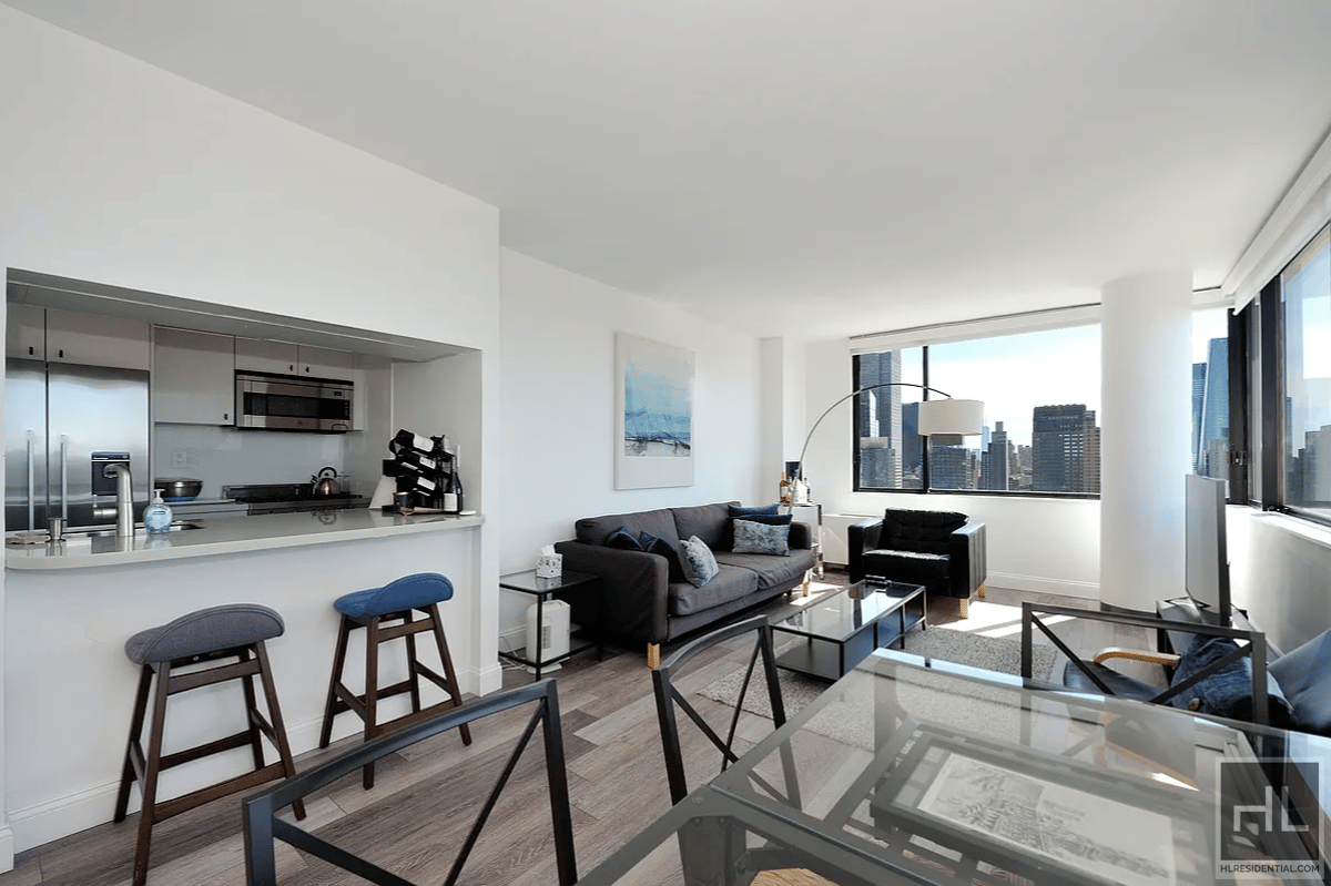 Photo for Two WorldWide Plaza - 350 West 50th Street Condominium in Midtown West, Manhattan