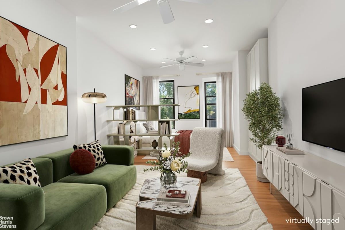 Photo for 121 East 10th Street - 121 East 10th Street Cooperative in East Village, Manhattan